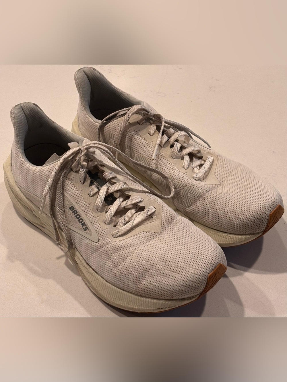 Brooks Hyperion 2 Men’s Size 10.5 White Running Shoes - Picture 2 of 10